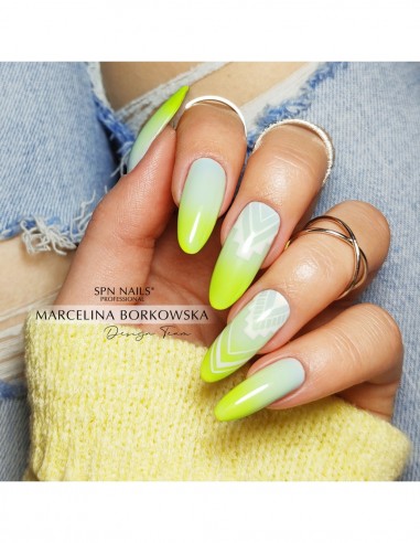 704 Smalto sempipermanente UV LaQ Neon Lemon 8ml