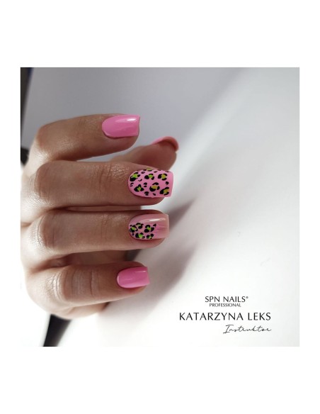 731 Smalto semipermanente UV LaQ Little Girl 8ml 731 Smalto semipermanente UV LaQ Little Girl 8ml