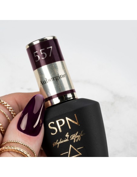 557 Smalto semipermanente UV LAQ Aubergine 8ml