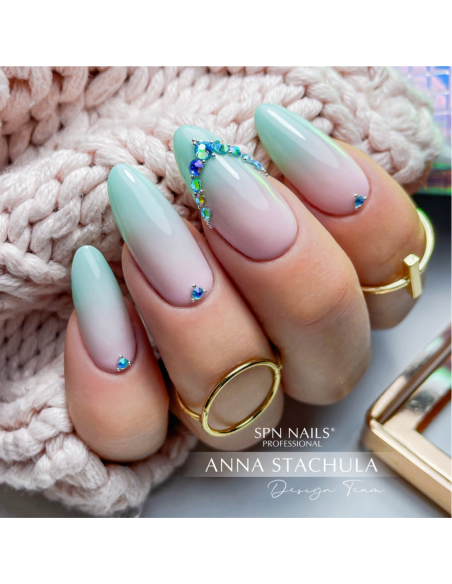 925 Smalto semipermanente UV LaQ Nice To Mint You 8ml 925 Smalto semipermanente UV LaQ Nice To Mint You 8ml