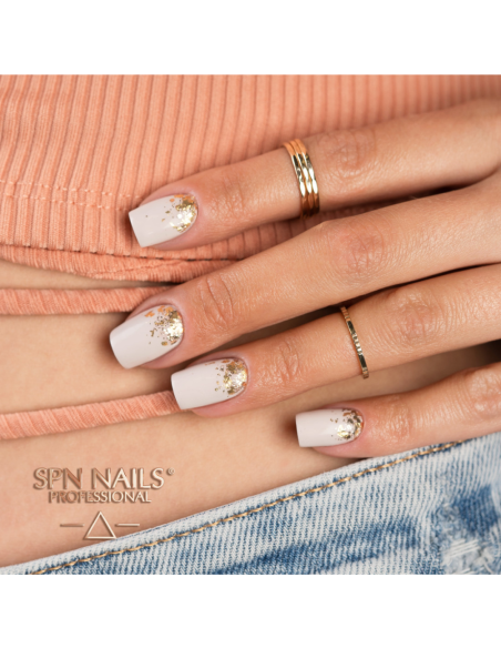 975 Smalto semipermanente UV LaQ Nudist 8ml 975 Smalto semipermanente UV LaQ Nudist 8ml