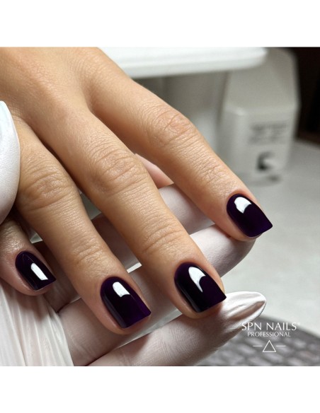 557 Smalto semipermanente UV LAQ Aubergine 8ml