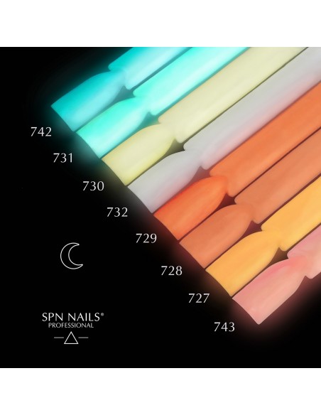 731 Smalto semipermanente UV LaQ Little Girl 8ml 731 Smalto semipermanente UV LaQ Little Girl 8ml