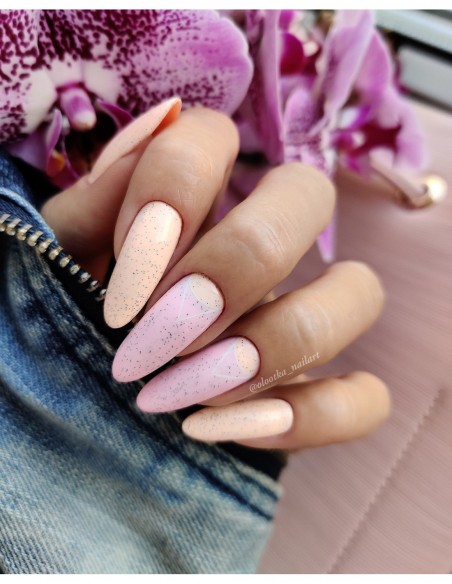 894 Smalto semipermanente UV LaQ I Don't Pink So 8ml 894 Smalto semipermanente UV LaQ I Don't Pink So 8ml